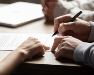 Résiliation du contrat de liquidité avec Gilbert Dupont Mise en œuvre d’un contrat de liquidité avec Invest Securities